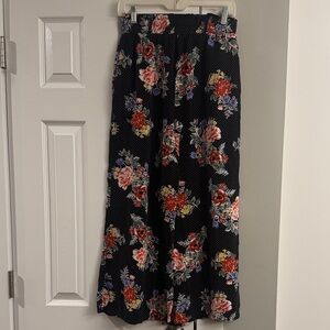 New Look Black Pants with Floral Print